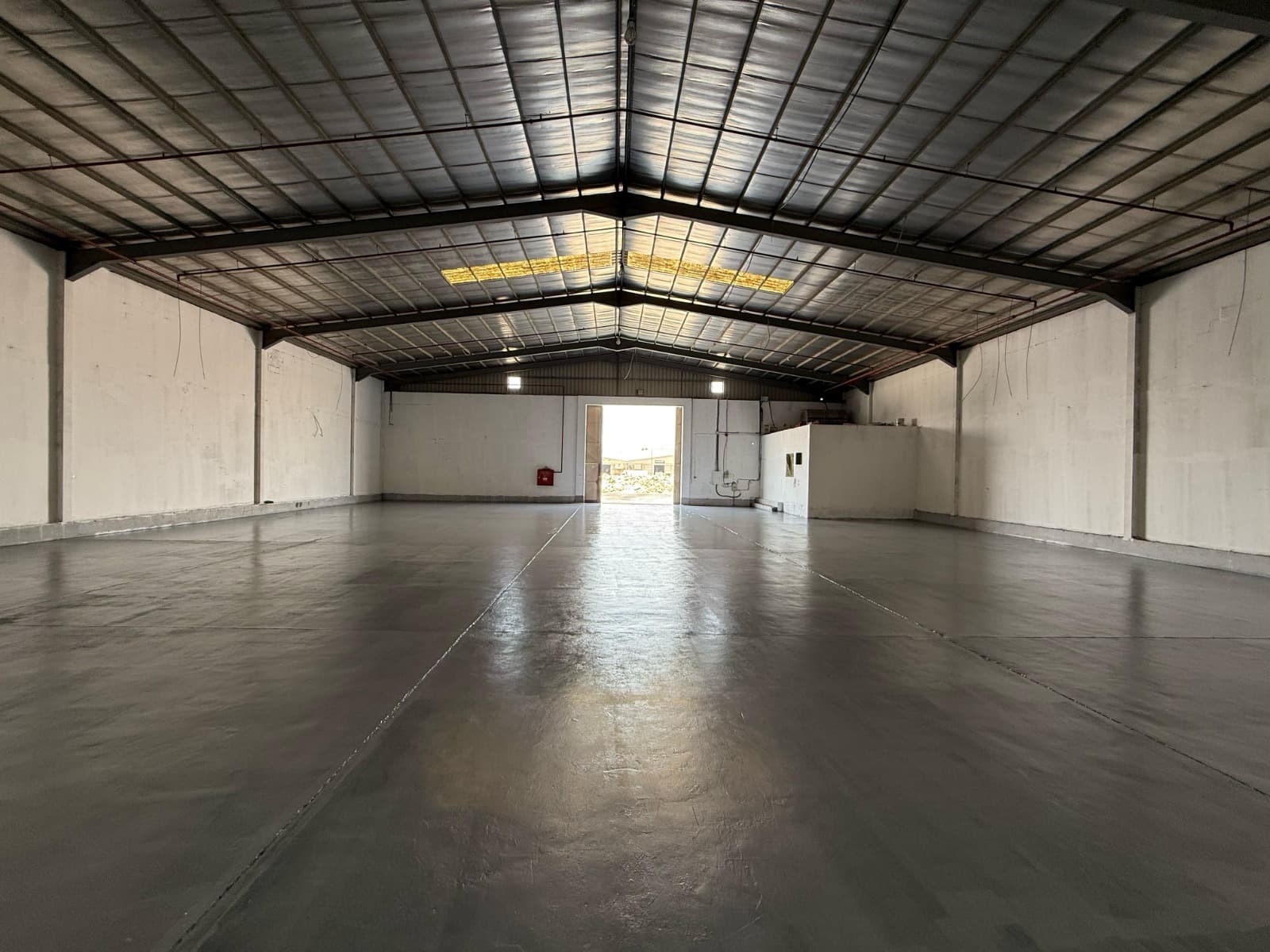 مستودع دعم الشحن WH-10076 في السلي الرياض